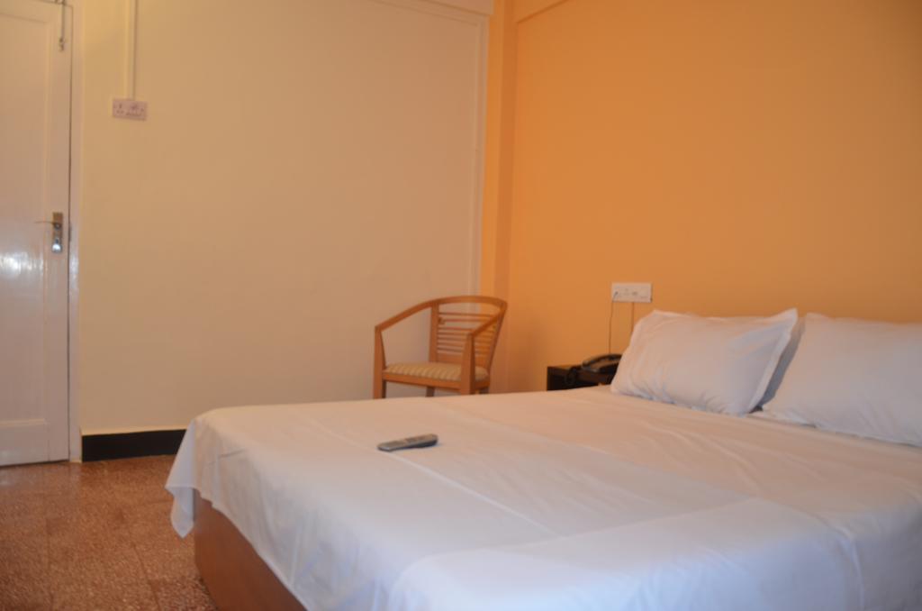 Hotel Ferreira Resort Lonavala Phòng bức ảnh