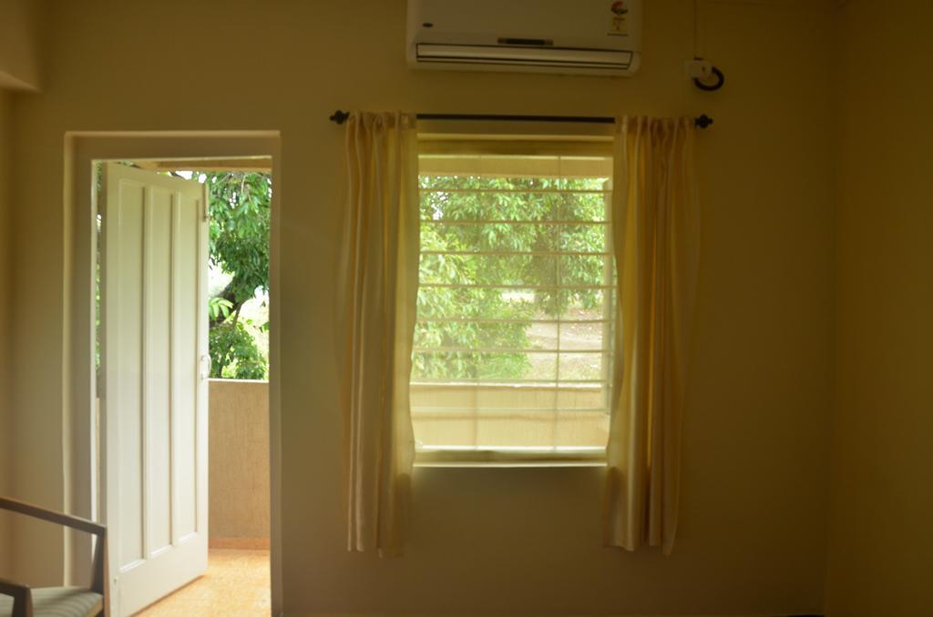 Hotel Ferreira Resort Lonavala Ngoại thất bức ảnh