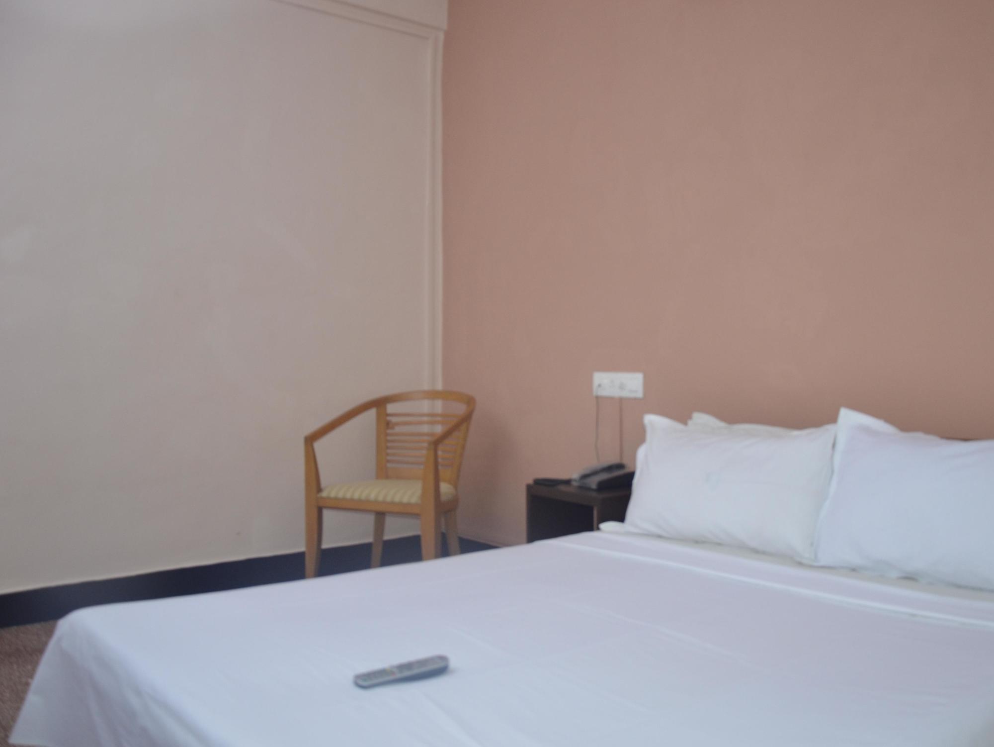 Hotel Ferreira Resort Lonavala Ngoại thất bức ảnh