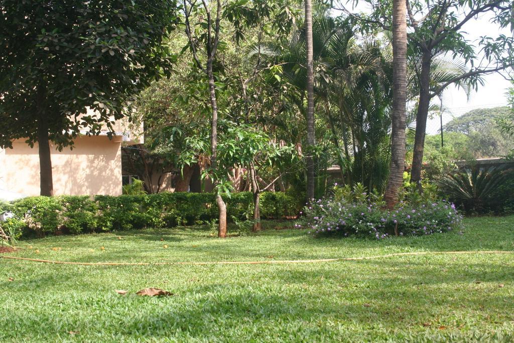 Hotel Ferreira Resort Lonavala Ngoại thất bức ảnh